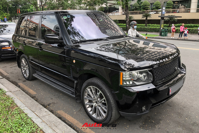 Loạt xe khủng đưa dâu trong đám hỏi Phan Thành, chú rể cầm lái Rolls-Royce Wraith 34 tỷ đồng-5