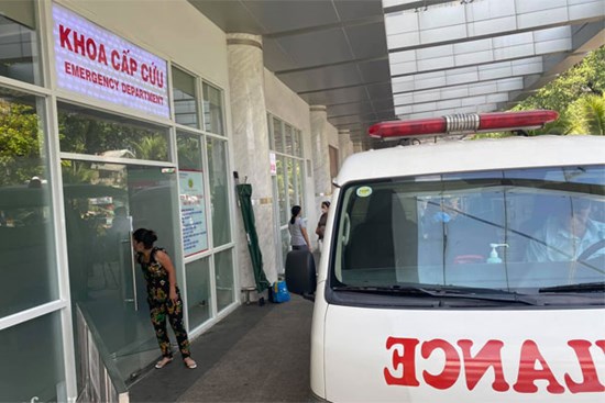 TP.HCM: Bé gái 3 tuổi nguy kịch vì chấn thương sọ não, nghi bị mẹ đẻ bạo hành