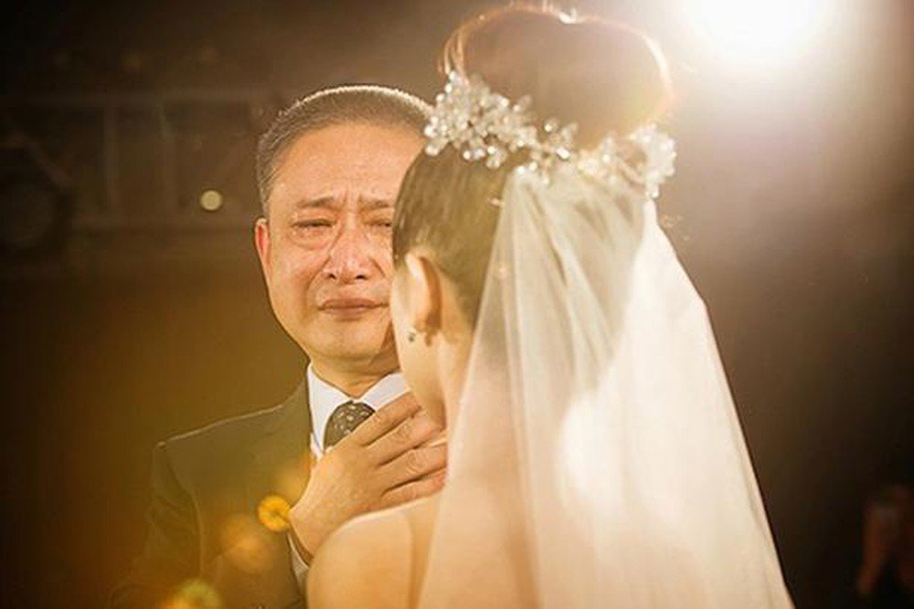 Hầu hết những thiếu sót của con gái đều đến từ bố? Ảnh hưởng của bố đến con gái, mẹ không bao giờ thay thế được?-4