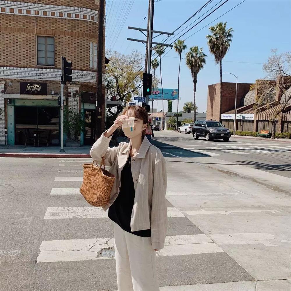 Hội con gái Hàn hay mix quần ống suông với 3 kiểu áo này để ghi điểm sành điệu và sang xịn nhất-15