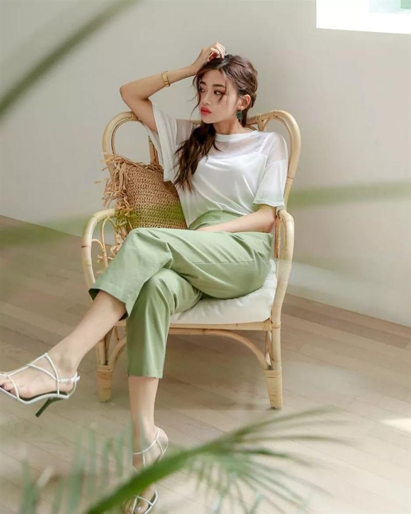 Hội con gái Hàn hay mix quần ống suông với 3 kiểu áo này để ghi điểm sành điệu và sang xịn nhất-4