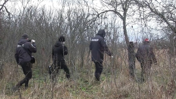 Người phụ nữ mang thai bỗng dưng bụng lép kẹp, hàng xóm nghi ngờ gọi cảnh sát để rồi chứng kiến cảnh tượng ám ảnh-8