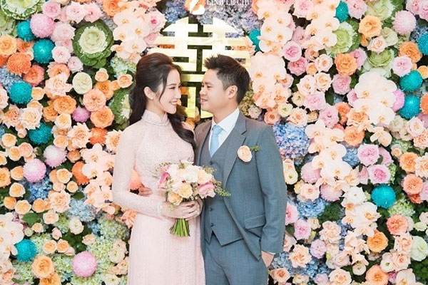 Hóa ra mẹ vợ của thiếu gia Phan Thành là giám khảo Hoa hậu Hoàn vũ VN với câu nói gây ám ảnh Trừ điểm thanh lịch!-9