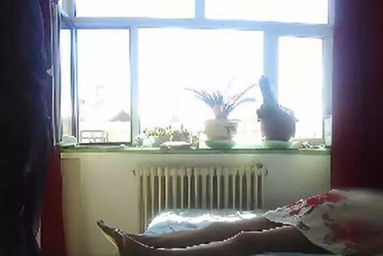 Từ quê lên thăm chồng, người vợ tử vong bất thường bên cạnh những tờ rơi quảng cáo, mãi 20 năm sau chân tướng sự việc mới được phơi bày