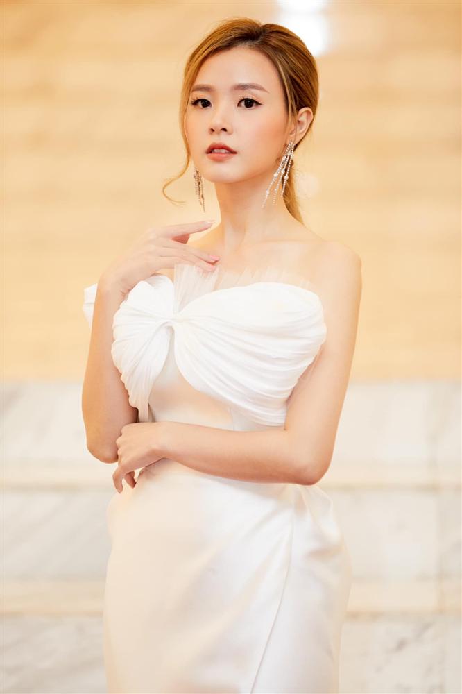 Qua 1 cuộc tình với Phan Thành, giờ Midu vẫn là quý cô 30 độc thân: Càng có tuổi thì style càng sexy-11