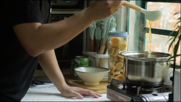 Trở về tuổi thơ với món bánh bò siêu ngon, công thức cực&nbsp;đơn giản chị em nào cũng có thể làm-2