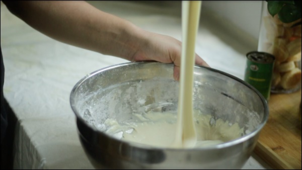 Trở về tuổi thơ với món bánh bò siêu ngon, công thức cực&nbsp;đơn giản chị em nào cũng có thể làm-6