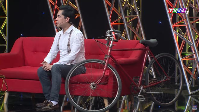 Bị Quyền Linh nói vậy, tôi nghĩ thầm mày cứ cẩn thận, tao sẽ thành diễn viên kịch nổi tiếng-1