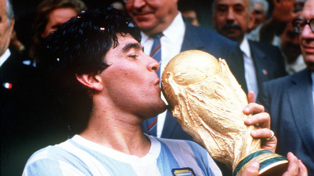 Nóng : Huyền thoại Maradona qua đời ở tuổi 60-1
