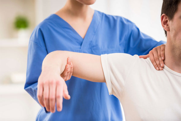 Người đàn ông phát hiện ung thư gan từ một cơn đau lưng-1