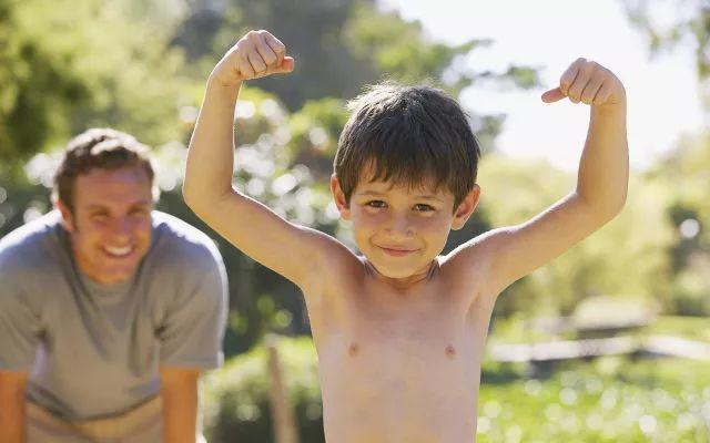 3 bước để trẻ học cách tìm thấy sức mạnh tích cực trong nghịch cảnh, tăng khả năng vượt qua sóng gió trong tương lai-3