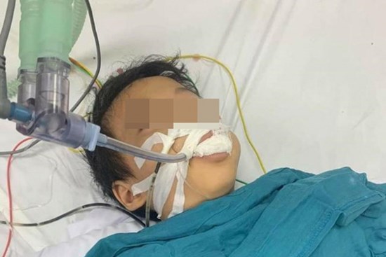 Học sinh lớp 1 ăn nhầm thuốc diệt chuột hình viên kẹo