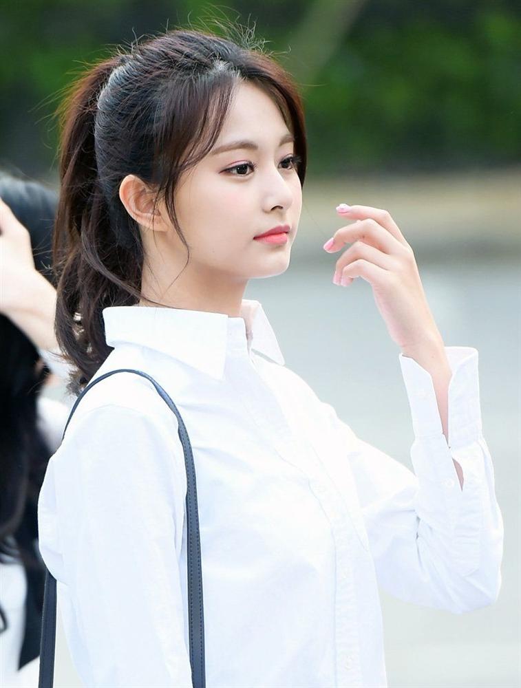 6 kiểu tóc nhìn đơn giản nhưng lại giúp các chị em trẻ xinh ra nhiều phần, ai nhìn cũng mê-6