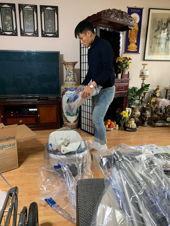 Đăng ảnh chuẩn bị đồ cho con sắp chào đời, Mạc Hồng Quân vô tình hé lộ không gian sống tại Séc-3