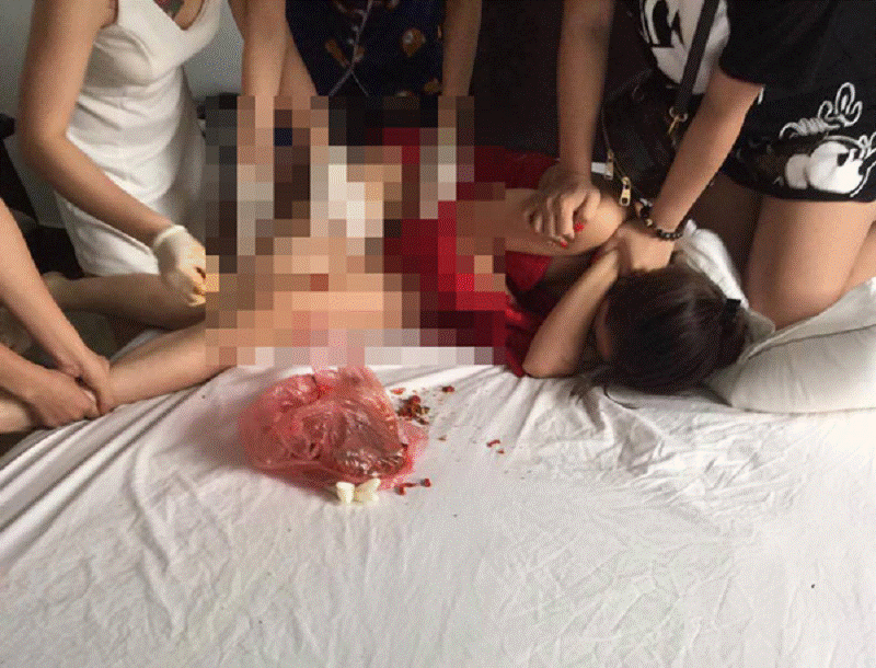 Những vụ bà bầu đi đánh ghen dậy sóng MXH: Người xát muối ớt, kẻ đổ dầu luyn, cũng có người bình tĩnh đến lạ-4