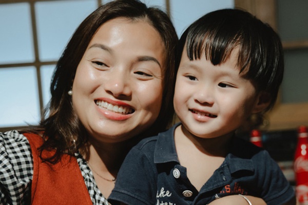 Chưa hết đau đớn vì con chết lưu, bà mẹ còn sốc khi bác sĩ yêu cầu giữ đứa trẻ đã mất trong bụng 10 tuần-9