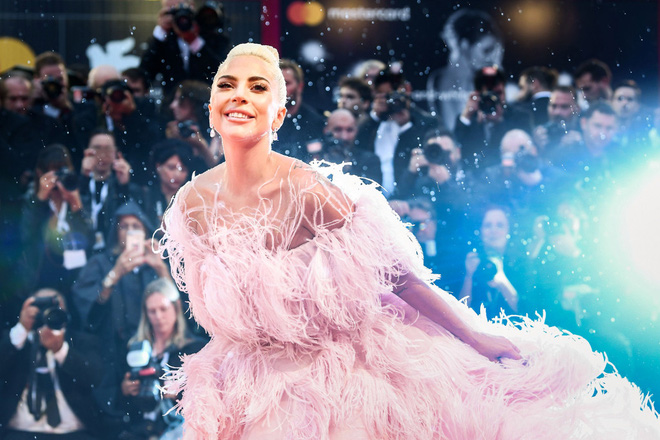 Lady Gaga và cuộc đời quá nhiều cay đắng: Bị xâm hại, sỉ nhục cả thế xác lẫn tân hồn - Ảnh 10. Lady Gaga và cuộc đời quá nhiều cay đắng: Bị xâm hại, sỉ nhục cả thế xác lẫn tân hồn-9