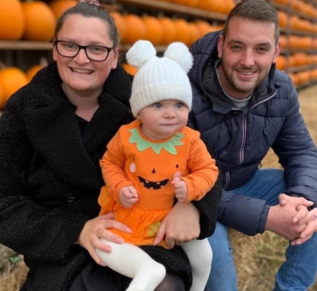 Chưa hết đau đớn vì con chết lưu, bà mẹ còn sốc khi bác sĩ yêu cầu giữ đứa trẻ đã mất trong bụng 10 tuần-6