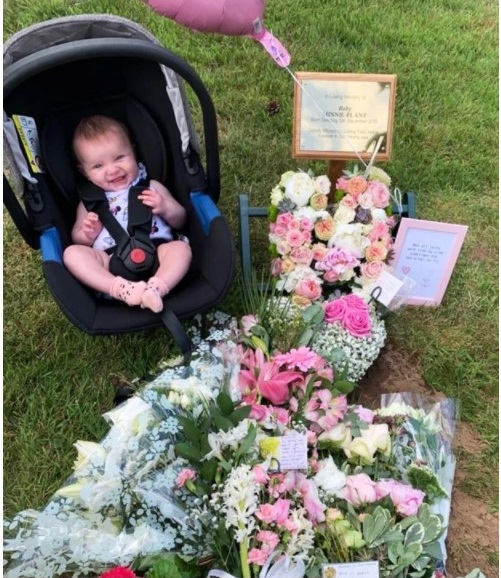 Chưa hết đau đớn vì con chết lưu, bà mẹ còn sốc khi bác sĩ yêu cầu giữ đứa trẻ đã mất trong bụng 10 tuần-7