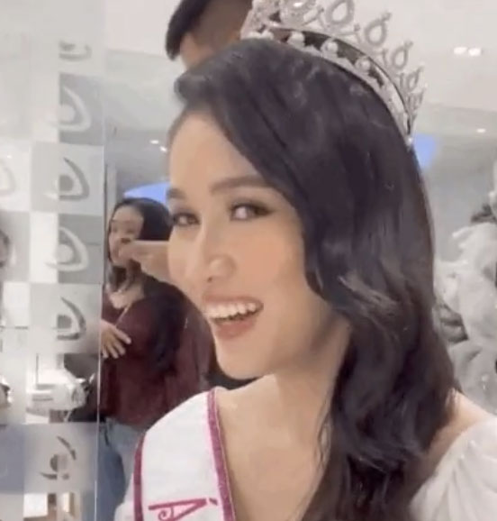 Chỉ 25 giây trước ống kính, Á hậu 2 Ngọc Thảo đã lật mặt nhanh như bánh tráng, khiến Á hậu 1 phải thốt lên Chết mất”!-3