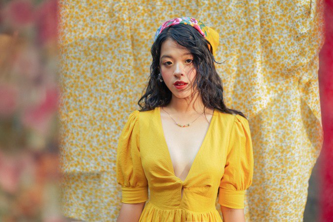 Bình rượu mơ của sao Việt: Mới 15 tuổi đã cao tới 1m70, dáng chuẩn hoa hậu tương lai nhưng bất ngờ nhất là phong cách thời trang-25