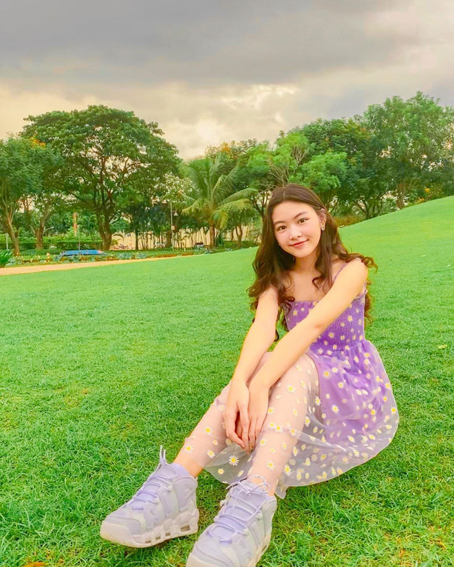 Bình rượu mơ của sao Việt: Mới 15 tuổi đã cao tới 1m70, dáng chuẩn hoa hậu tương lai nhưng bất ngờ nhất là phong cách thời trang-13