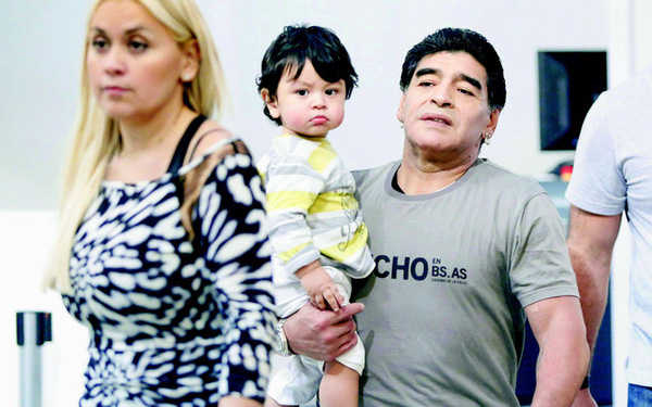 Huyền thoại Diego Maradona ra đi để lại 11 người con, kết quả của cuộc đời hào hoa và cuộc chiến tranh quyền thừa kế chưa có hồi kết-6