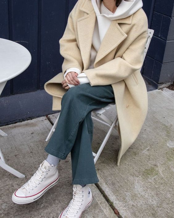 Phối màu be cho trang phục mùa Đông dễ dàng nếu bạn biết được 4 cách sau đây-13