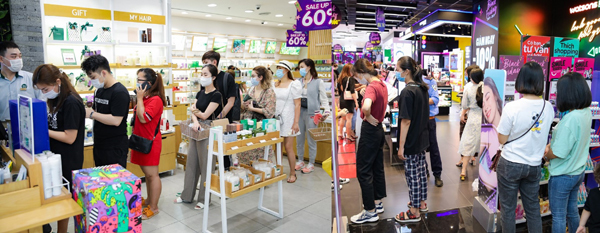 Vincom Black Friday hút hàng nghìn khách ngay trong ngày đầu tiên-8