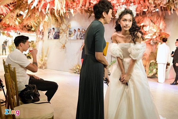 Đoàn Văn Hậu đến xem Doãn Hải My trình diễn-2