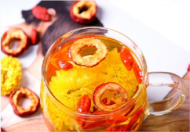 Bông hoa bé bằng cúc áo dùng làm thuốc, pha trà có giá bán tới 800.000 đồng/kg-8