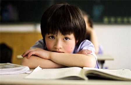 Cha mẹ không nhất thiết phải hoàn hảo thì con mới ngoan giỏi, đôi khi tỏ ra yếu đuối và giả vờ không biết gì cũng là một cách hay để dạy con-3