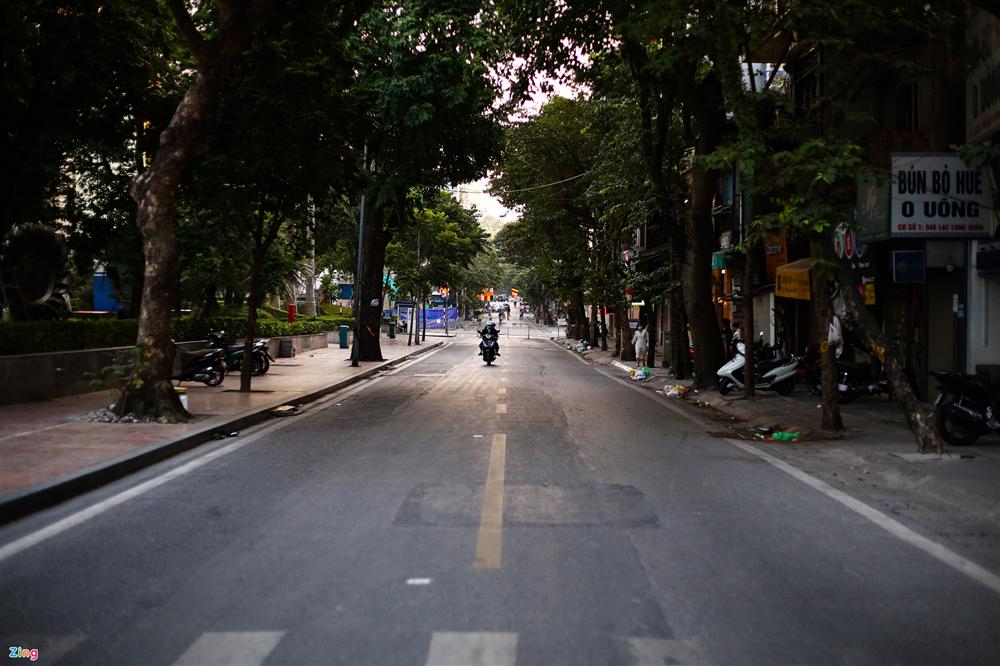 Hiện trường tìm thấy quả bom nặng 340 kg tại Hà Nội-7