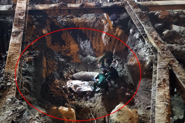 Quả bom 340kg được di dời trong đêm, người dân Trúc Bạch đã về nhà-7