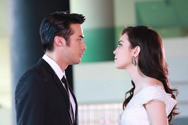 Về nhà thấy cổng mở toang, tôi hoảng sợ khi bắt gặp anh hàng xóm từ trong chính nhà mình bước ra-2