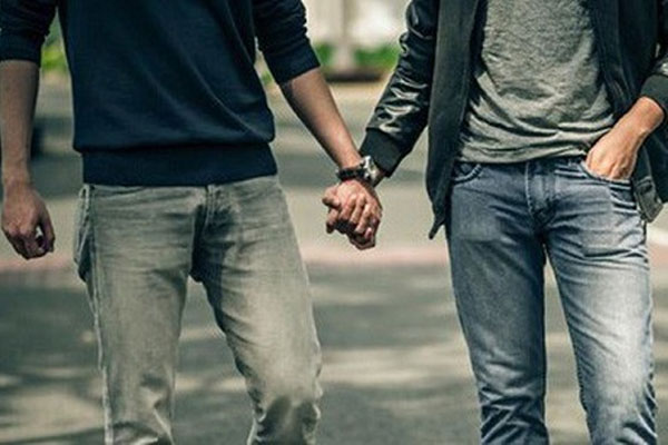 Cảnh báo: quan hệ tình dục đồng giới nam sẽ là nguy cơ chính của dịch HIV/AIDS ở nước ta-1