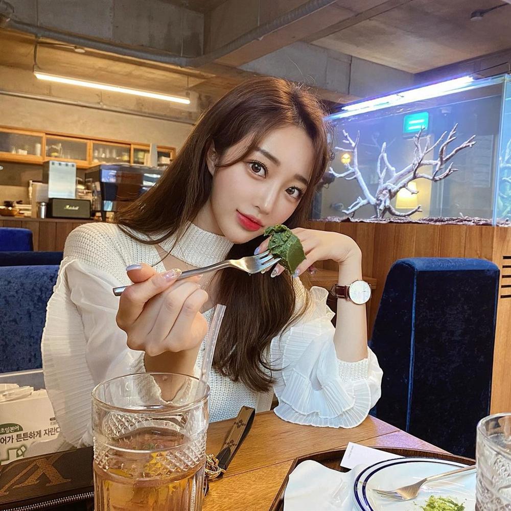 6 thói quen xấu khiến nhan sắc xuống cấp trầm trọng, da dẻ sần sùi, tóc tai rụng lả tả-2