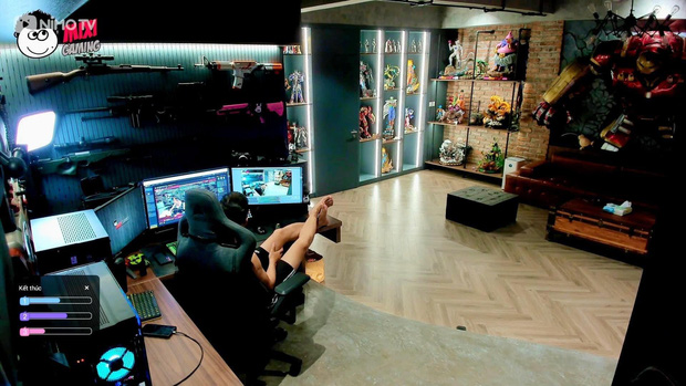 Khám phá dinh thự 7 tầng của Độ Mixi: Có thang máy và cả máy đếm tiền, phòng stream ngập mô hình đắt đỏ-6