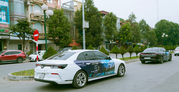 Dàn xe VinFast ‘trình diễn’ hình ảnh Vinhomes Star City ở Thanh Hóa-6