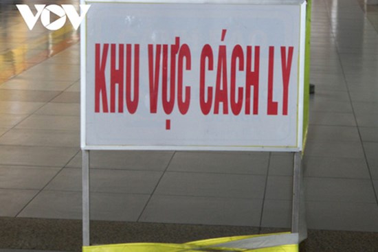 TP.HCM phát hiện 1 người nghi mắc COVID-19, cách ly 13 F1,F2