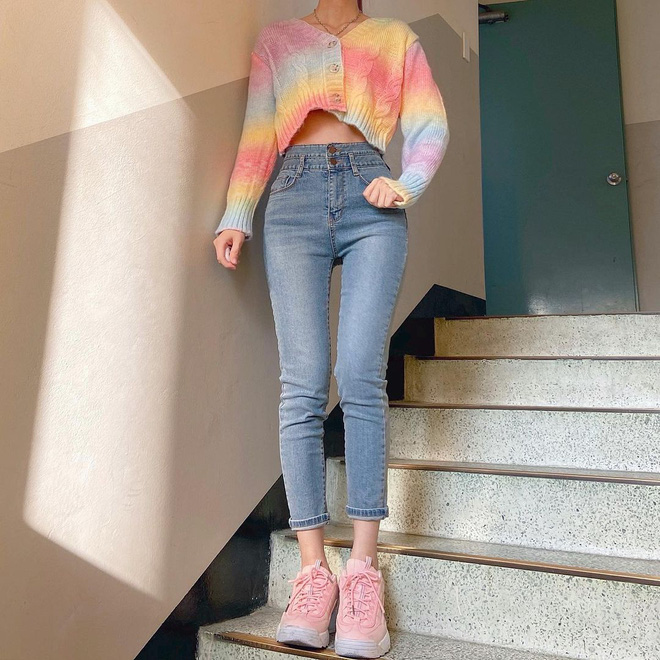 Trend áo len năm nay có 6 kiểu must-have, nàng nào cũng nên sắm để nâng điểm phong cách cho xịn sò-18