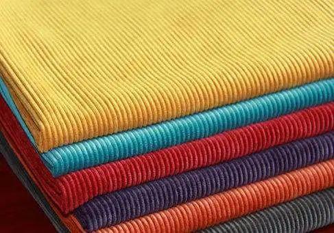Áo len cashmere, áo khoác dạ... trang phục mùa đông rất nặng và khó giặt? Mách bạn 7 mẹo làm sạch quần áo mùa đông siêu thiết thực-3