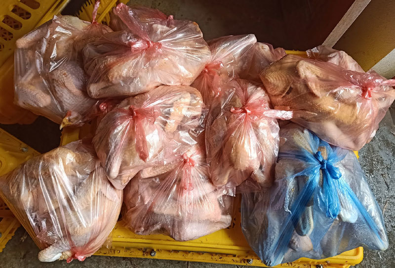 Sự thật gà ri đặc sản 45.000 đồng/con bán tràn chợ mạng-3