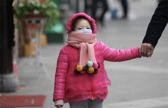 Mùa đông có hai bộ phận này của bé bị lạnh, nghĩa là cơ thể bé đã rất lạnh rồi! Mẹ đừng bỏ qua nhé-5