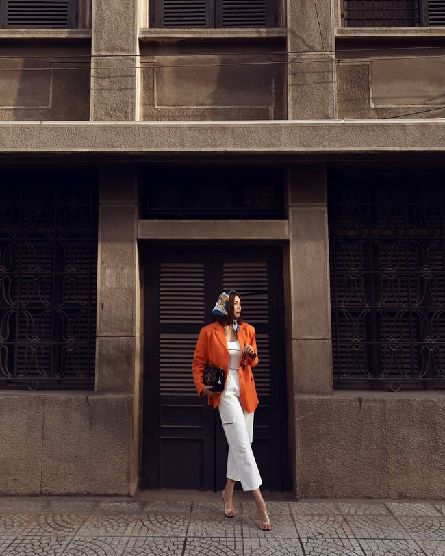 Đây là kiểu giày gần như mỹ nhân Việt nào cũng có một đôi, diện lên siêu hack dáng và kéo chân dài ác liệt-5