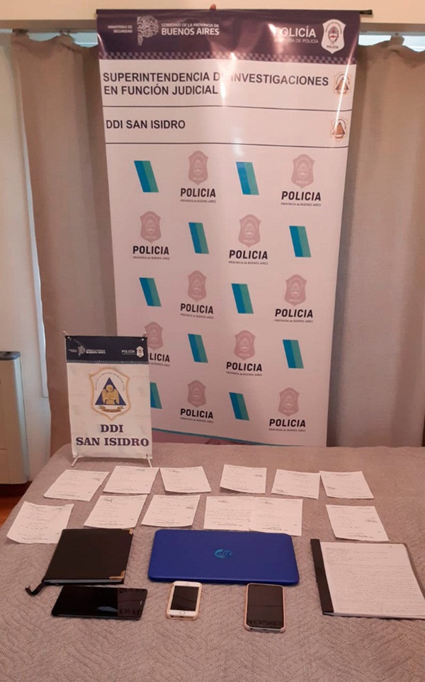 Đến lượt bác sĩ tâm thần của Maradona bị khám nhà-2