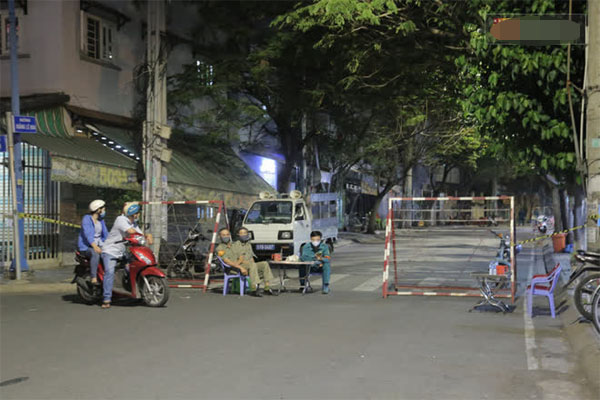 Lịch trình dày đặc của nữ học viên mắc Covid-19: Từng khám bệnh ở BV Chợ Rẫy, uống cà phê và đi ăn uống nhiều nơi ở Sài Gòn-2