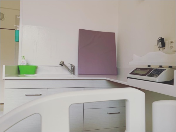 Đi đẻ thời Covid như Kỳ Hân: Một mình một phòng, không người thân bên cạnh, muốn chồng về Việt Nam đá bóng cũng không được rồi!-4