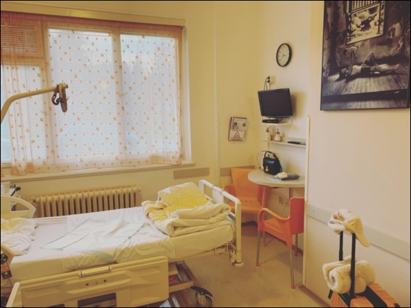 Đi đẻ thời Covid như Kỳ Hân: Một mình một phòng, không người thân bên cạnh, muốn chồng về Việt Nam đá bóng cũng không được rồi!-6