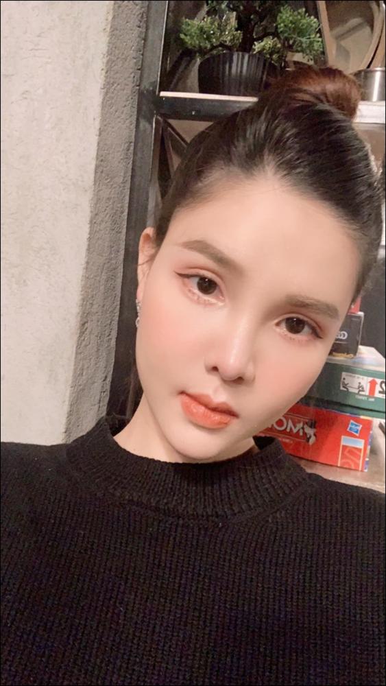 Đi đẻ thời Covid như Kỳ Hân: Một mình một phòng, không người thân bên cạnh, muốn chồng về Việt Nam đá bóng cũng không được rồi!-7